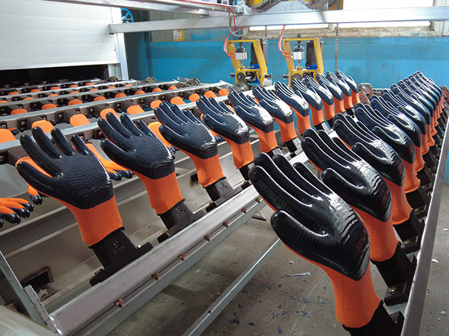 The advantage of using glove dipping equipment